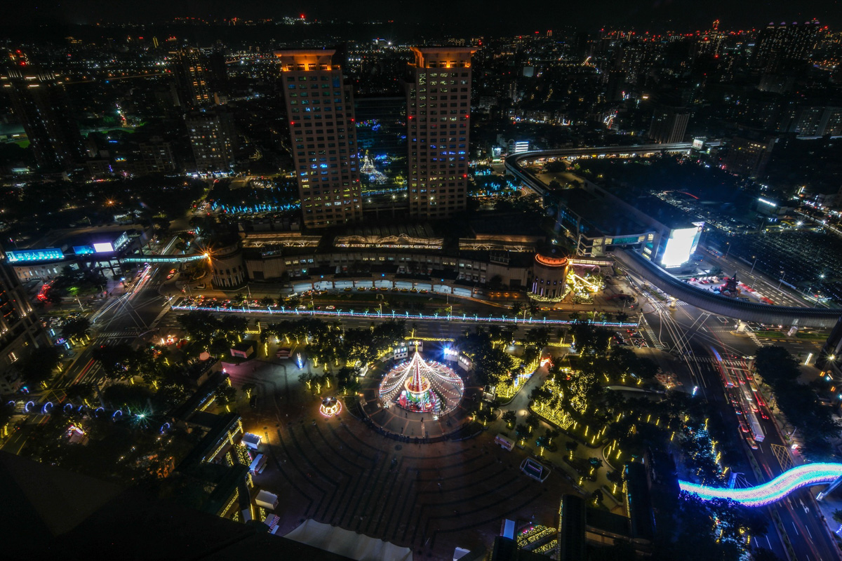 【2025新北耶誕城攻略】時間、地點、主題搶先看!必拍亮點、交通接駁一次掌握!年度最強聖誕節打卡地標! - 第1張圖 【2025新北耶誕城攻略】時間、地點、主題搶先看!必拍亮點、交通接駁一次掌握!年度最強聖誕節打卡地標!