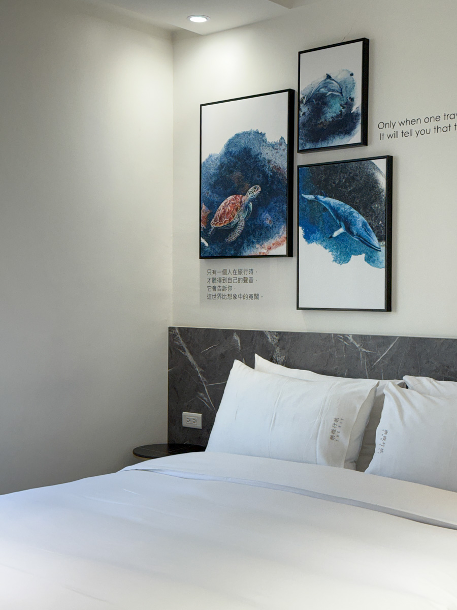 【樂微行旅】台中南區平價商旅住宿推薦,平日1500元起,7大質感設計主題房型,1分鐘步行到忠孝夜市! - 第8張圖