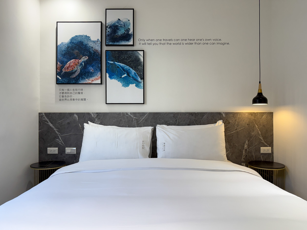 【樂微行旅】台中南區平價商旅住宿推薦,平日1500元起,7大質感設計主題房型,1分鐘步行到忠孝夜市! - 第11張圖