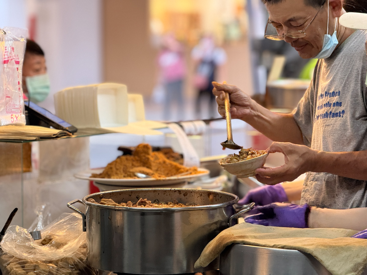 【水仙宮粽葉米糕】台南中西區小吃推薦,招牌必吃米糕35元起,循古法製作,營業超過一甲子的在地名店! - 第7張圖