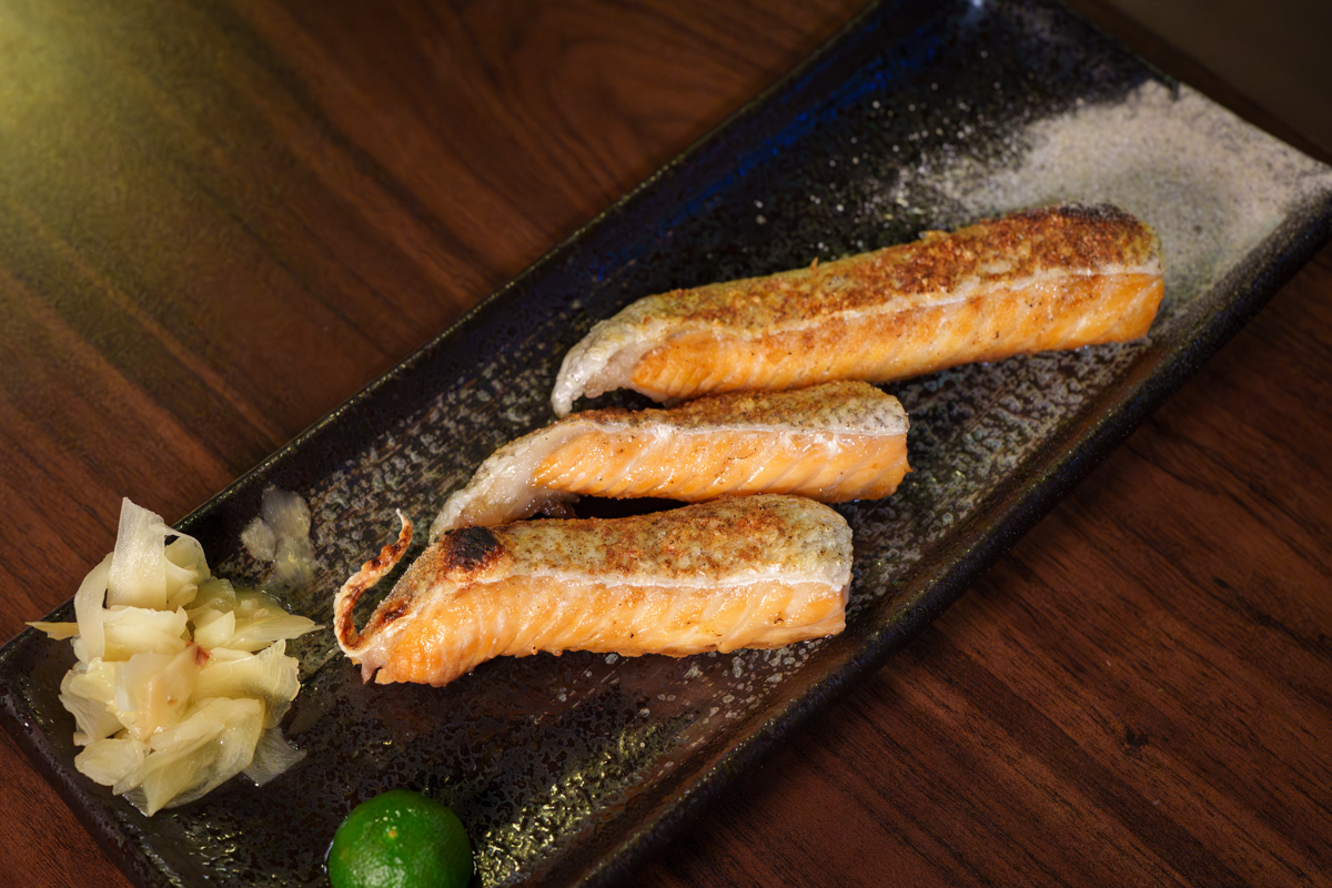 【老藏野炭火居酒屋】板橋江子翠居酒屋美食餐廳推薦，大啖職人料理，當月壽星整桌用餐95折再送秋刀魚！