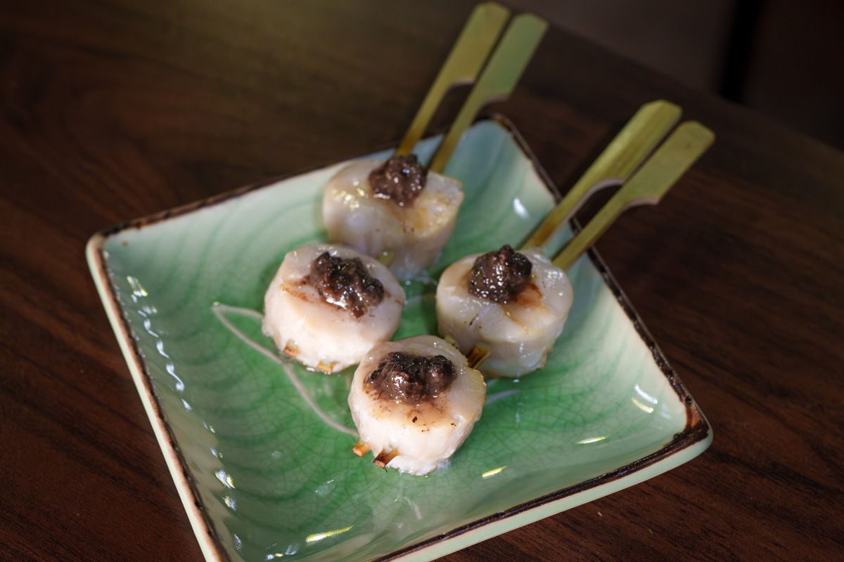 【老藏野炭火居酒屋】板橋江子翠居酒屋美食餐廳推薦，大啖職人料理，當月壽星整桌用餐95折再送秋刀魚！