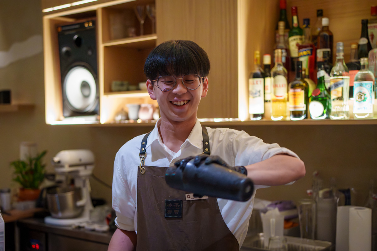 【冰茶專賣店-拉莫分部】台北西門甜點酒吧推薦,人氣必點拉莫士調酒!職人獨家手作甜點、台味特色料理! - 第19張圖 【冰茶專賣店-拉莫分部】台北西門甜點酒吧推薦,人氣必點拉莫士調酒!職人獨家手作甜點、台味特色料理!