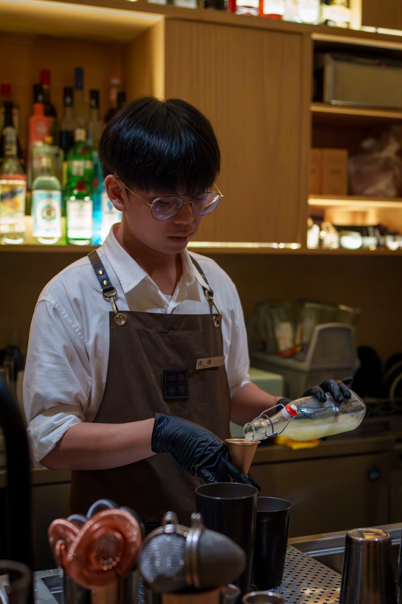 【冰茶專賣店-拉莫分部】台北西門甜點酒吧推薦,人氣必點拉莫士調酒!職人獨家手作甜點、台味特色料理! - 第16張圖 【冰茶專賣店-拉莫分部】台北西門甜點酒吧推薦,人氣必點拉莫士調酒!職人獨家手作甜點、台味特色料理!