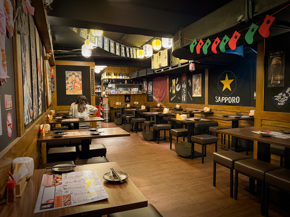 【老藏野炭火居酒屋】板橋江子翠居酒屋美食餐廳推薦，大啖職人料理，當月壽星整桌用餐95折再送秋刀魚！