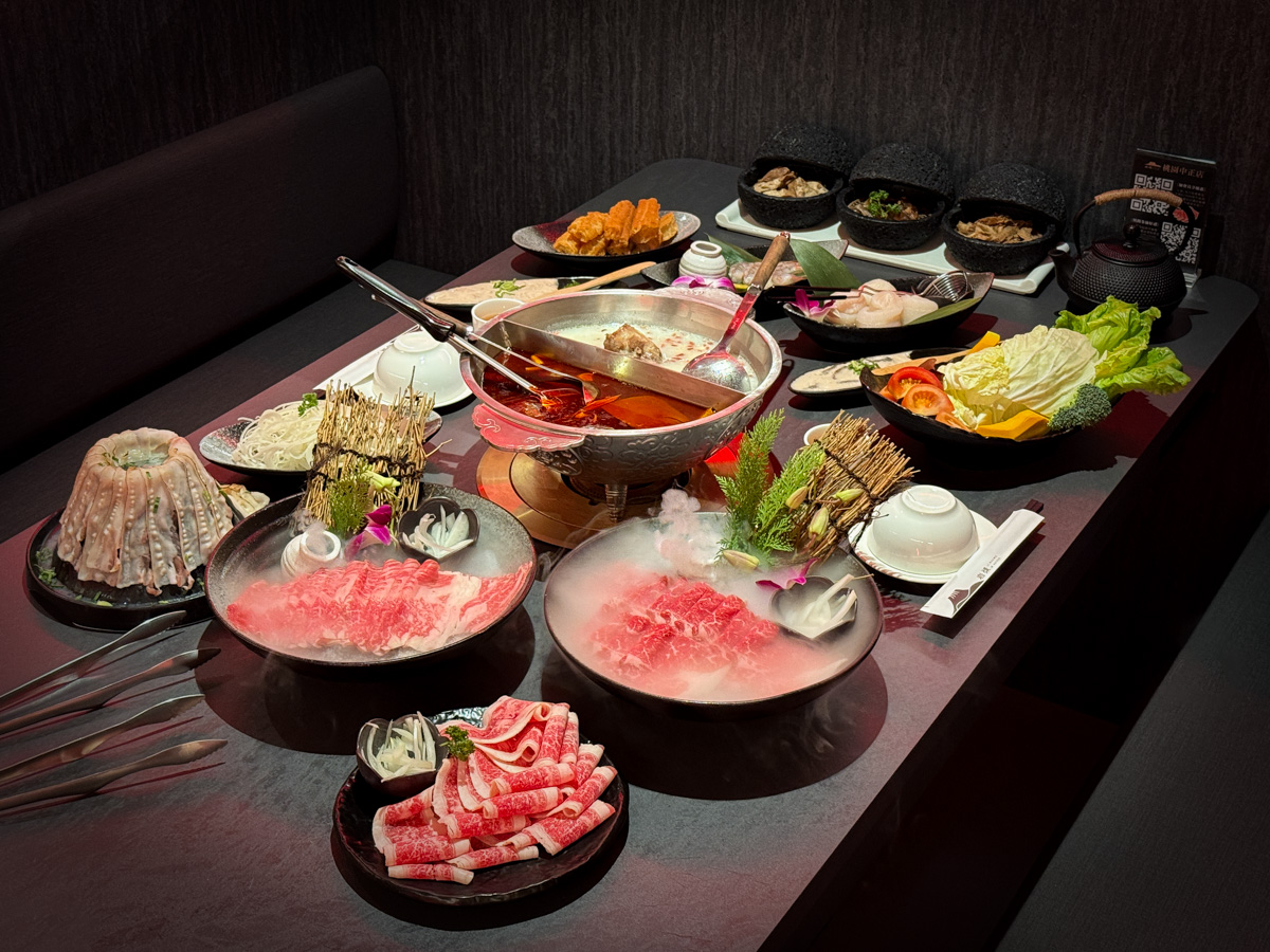 【岩漿火鍋 桃園中正店】桃園必吃火鍋推薦,鍋底鴨血豆腐無限續加!5大獨門湯底,獨家漢方藥材熬製 - 第20張圖 【岩漿火鍋 桃園中正店】桃園必吃火鍋推薦,鍋底鴨血豆腐無限續加!5大獨門湯底,獨家漢方藥材熬製