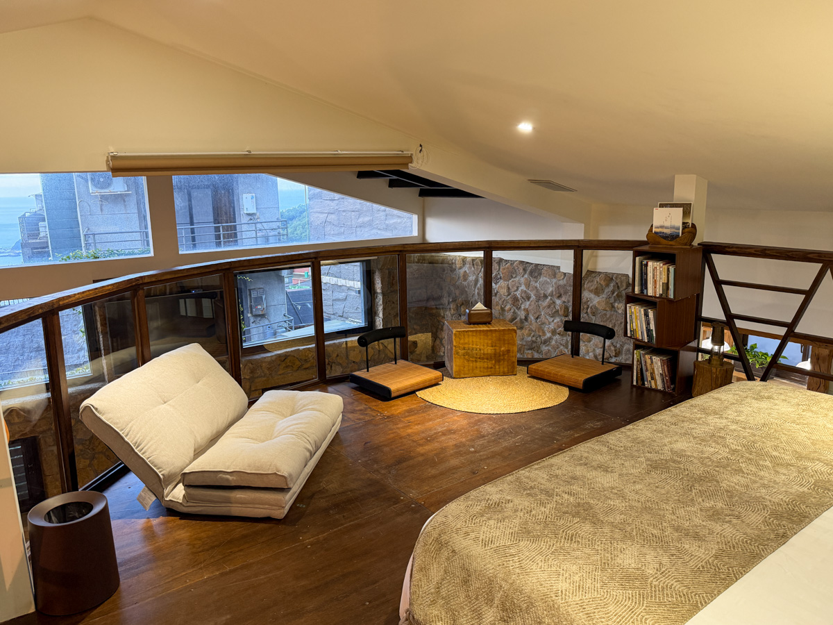 【隱山居-石屋館】九份特色包棟民宿推薦，絕美設計石砌建築2~6人包棟，獨家私人庭院、小閣樓渡假秘境！