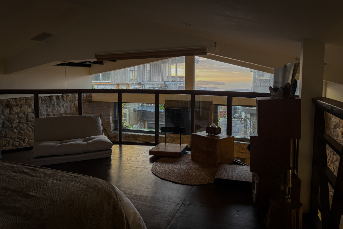 【隱山居-石屋館】九份特色包棟民宿推薦，絕美設計石砌建築2~6人包棟，獨家私人庭院、小閣樓渡假秘境！