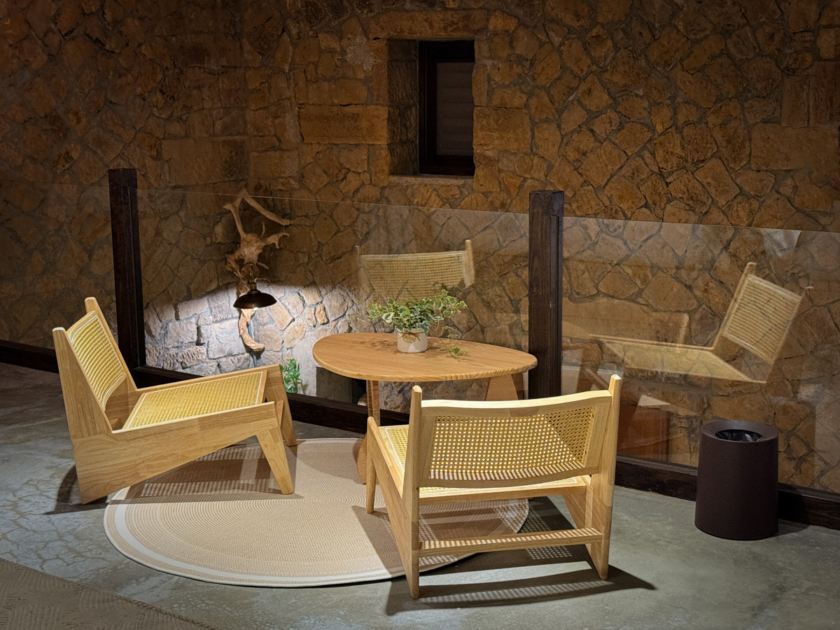 【隱山居-石屋館】九份特色包棟民宿推薦，絕美設計石砌建築2~6人包棟，獨家私人庭院、小閣樓渡假秘境！