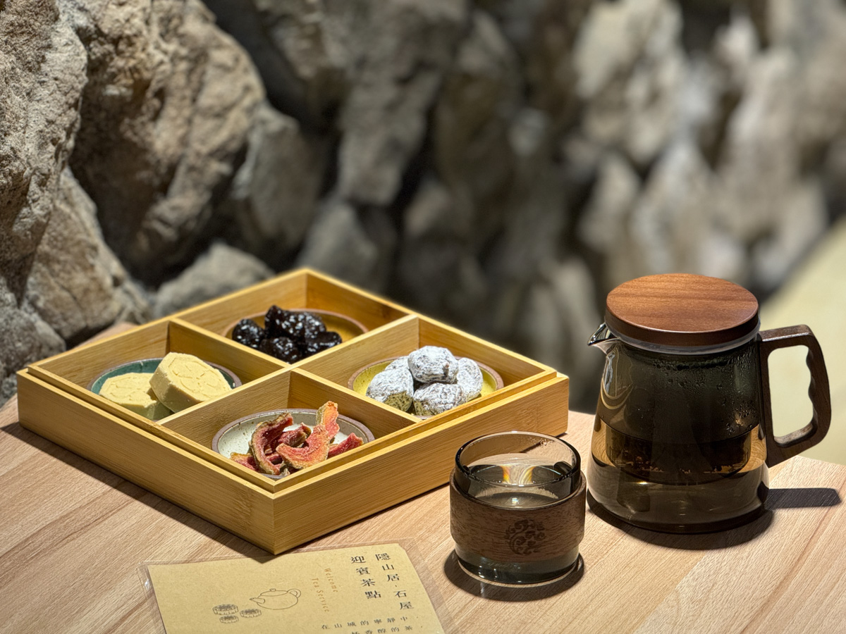 【隱山居-石屋館】九份特色包棟民宿推薦，絕美設計石砌建築2~6人包棟，獨家私人庭院、小閣樓渡假秘境！