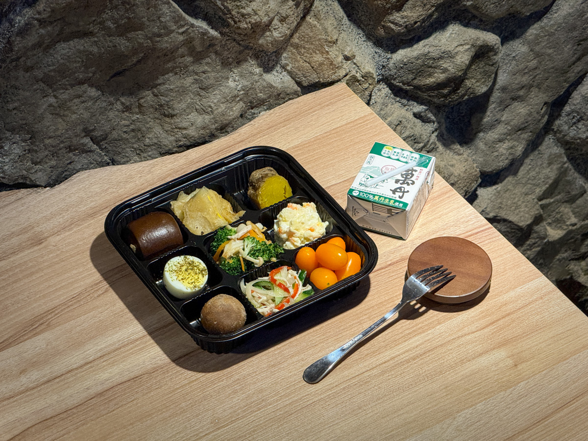 【隱山居-石屋館】九份特色包棟民宿推薦，絕美設計石砌建築2~6人包棟，獨家私人庭院、小閣樓渡假秘境！