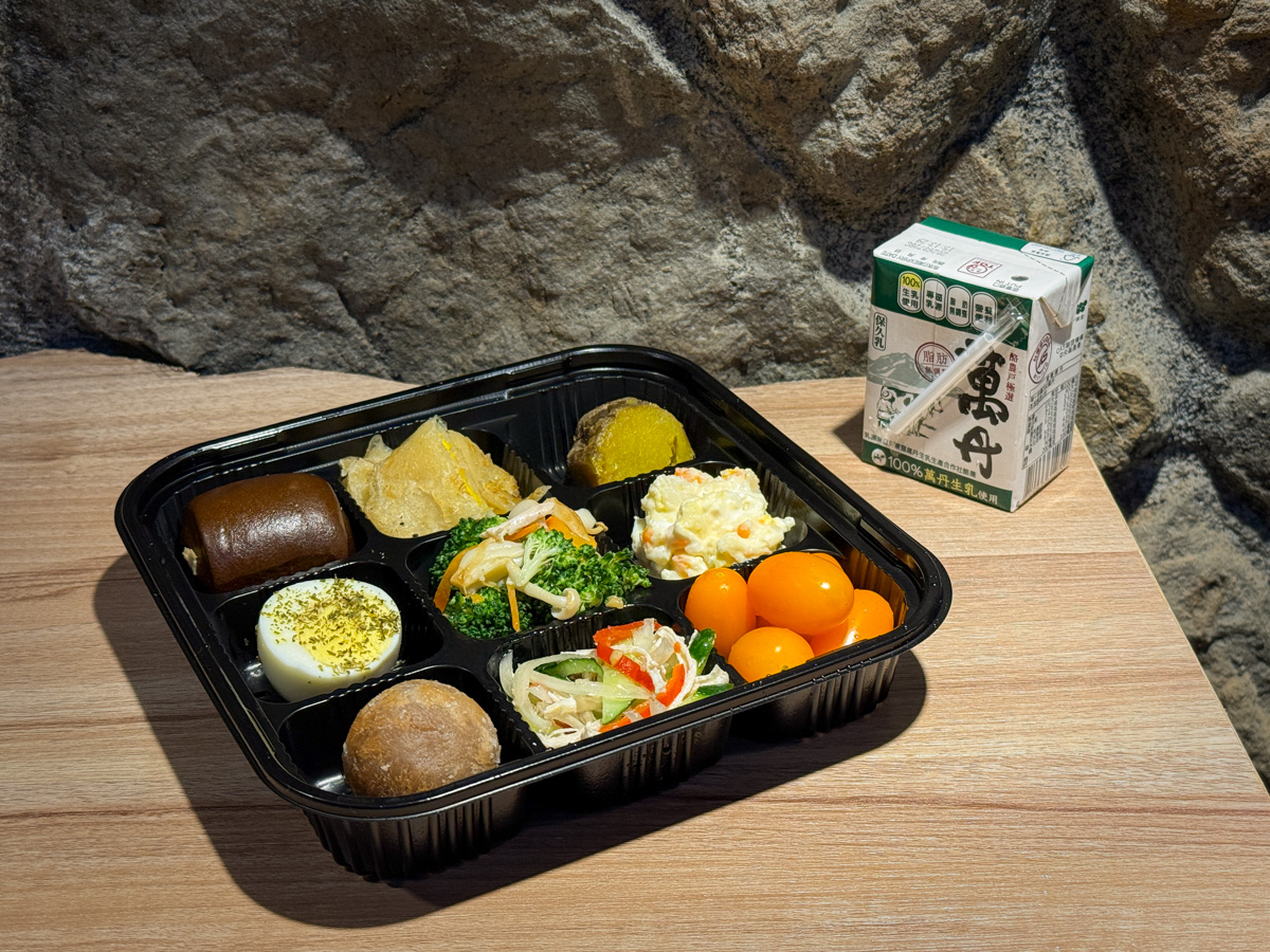 【隱山居-石屋館】九份特色包棟民宿推薦，絕美設計石砌建築2~6人包棟，獨家私人庭院、小閣樓渡假秘境！