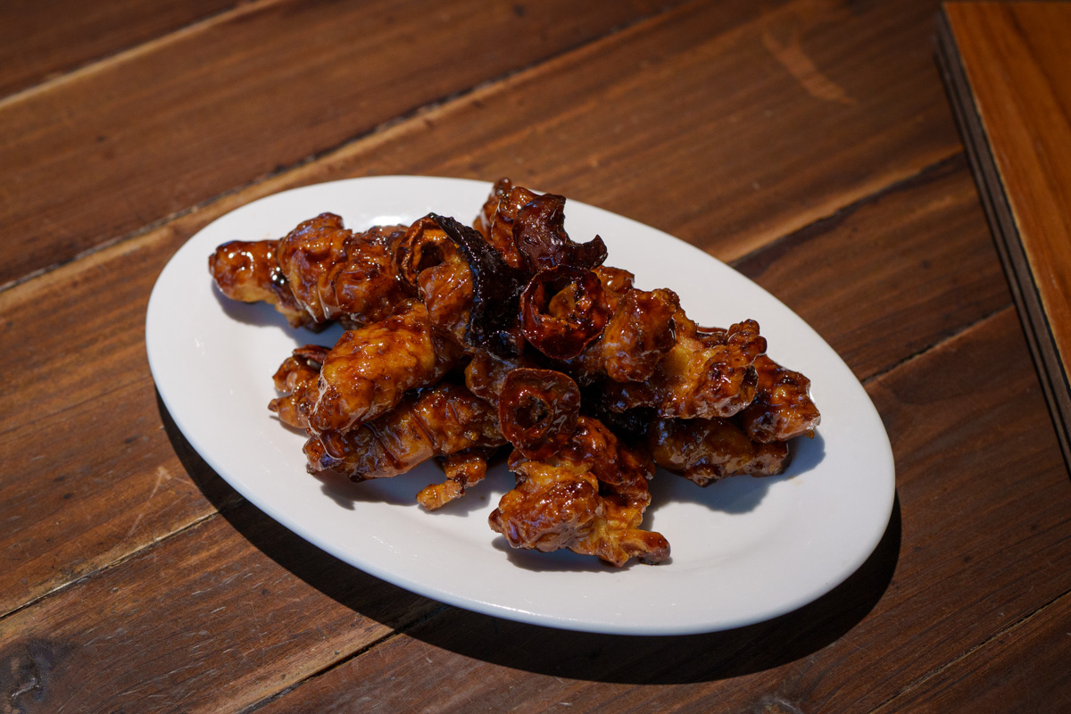 【好米亞】忠孝敦化餐酒館推薦,特色必點5大濃白砂鍋雞湯!大啖職人手作料理,最適合聚會的工業風網美餐廳! - 第32張圖 【好米亞】忠孝敦化餐酒館推薦,特色必點5大濃白砂鍋雞湯!大啖職人手作料理,最適合聚會的工業風網美餐廳!