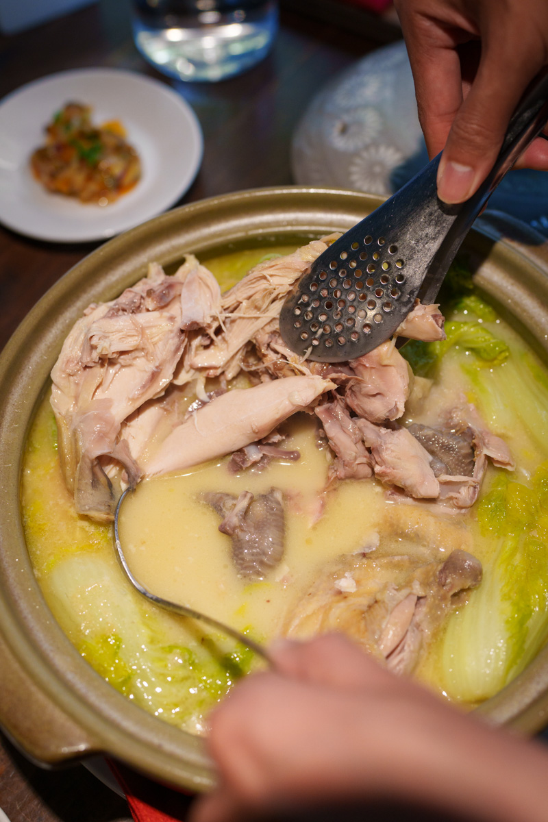 【好米亞】忠孝敦化餐酒館推薦,特色必點5大濃白砂鍋雞湯!大啖職人手作料理,最適合聚會的工業風網美餐廳! - 第27張圖 【好米亞】忠孝敦化餐酒館推薦,特色必點5大濃白砂鍋雞湯!大啖職人手作料理,最適合聚會的工業風網美餐廳!