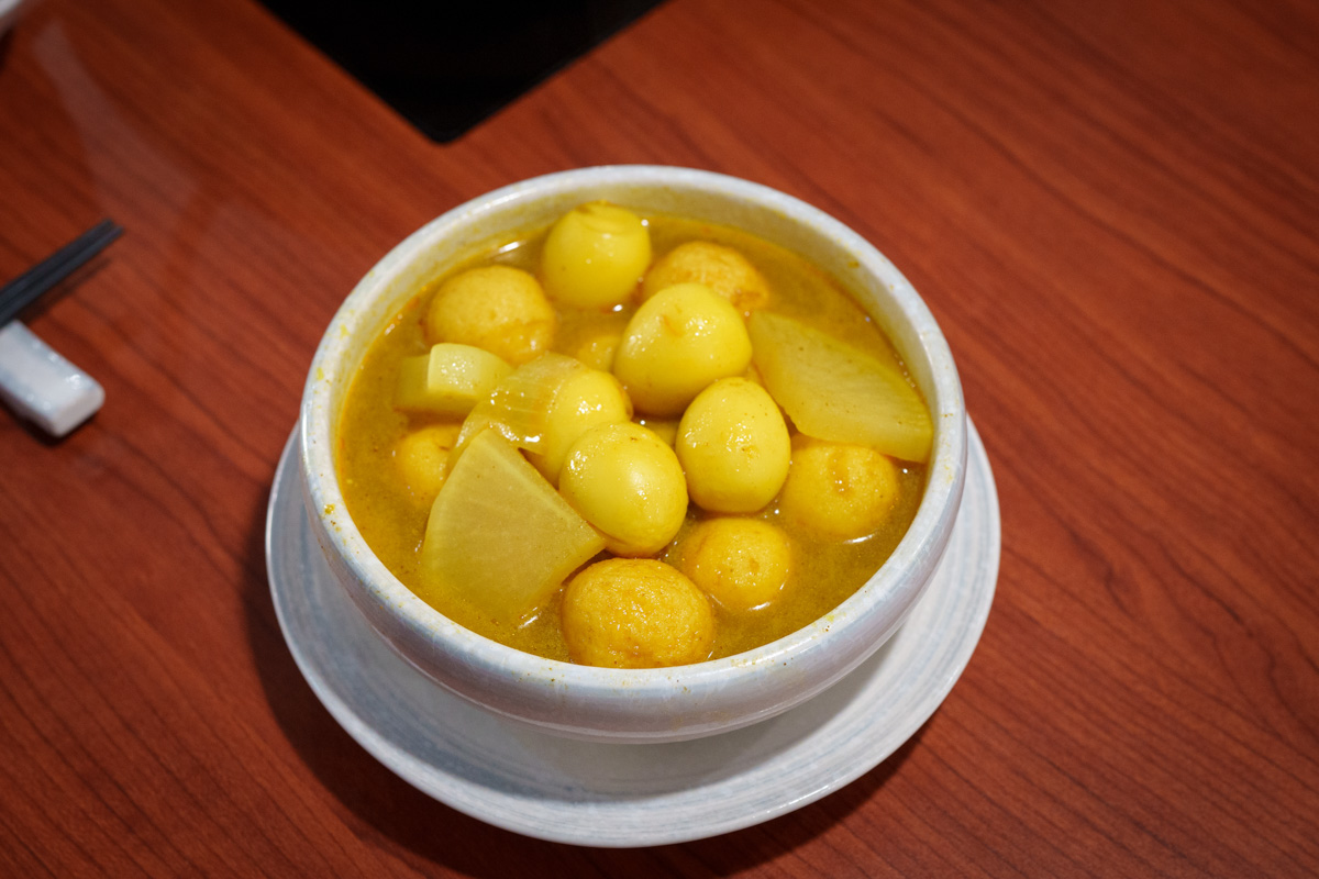 【如嫦】台北中山國中站火鍋美食推薦，980元起大啖最多蛤蠣的火鍋店！一鍋兩吃港式雞煲，被港式料理耽誤的火鍋！