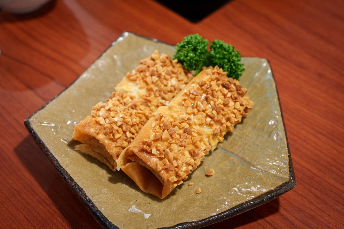 【如嫦】台北中山國中站火鍋美食推薦，980元起大啖最多蛤蠣的火鍋店！一鍋兩吃港式雞煲，被港式料理耽誤的火鍋！