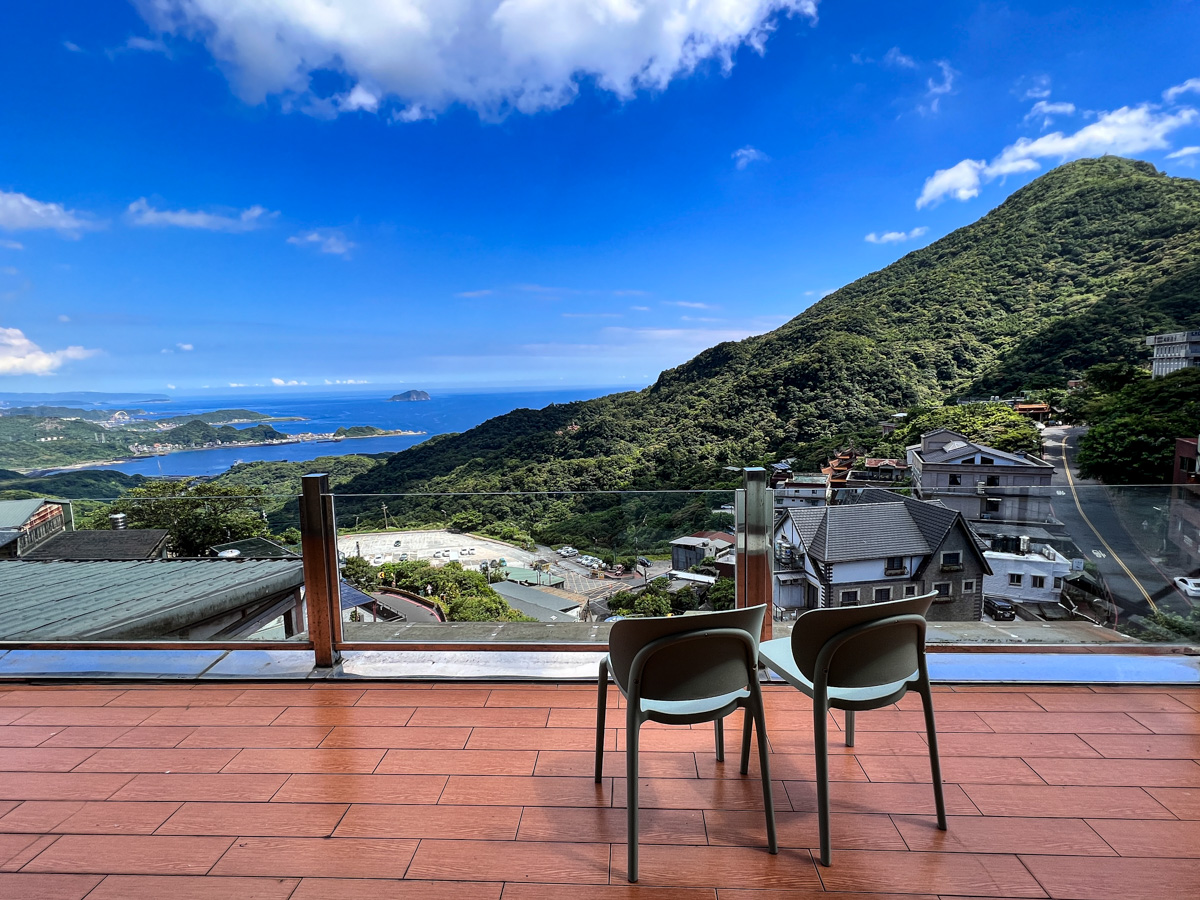 【隱山居】九份最美海景包棟民宿推薦，2~10人入住獨享3層樓山海美景，最神秘的九份網美打卡民宿！