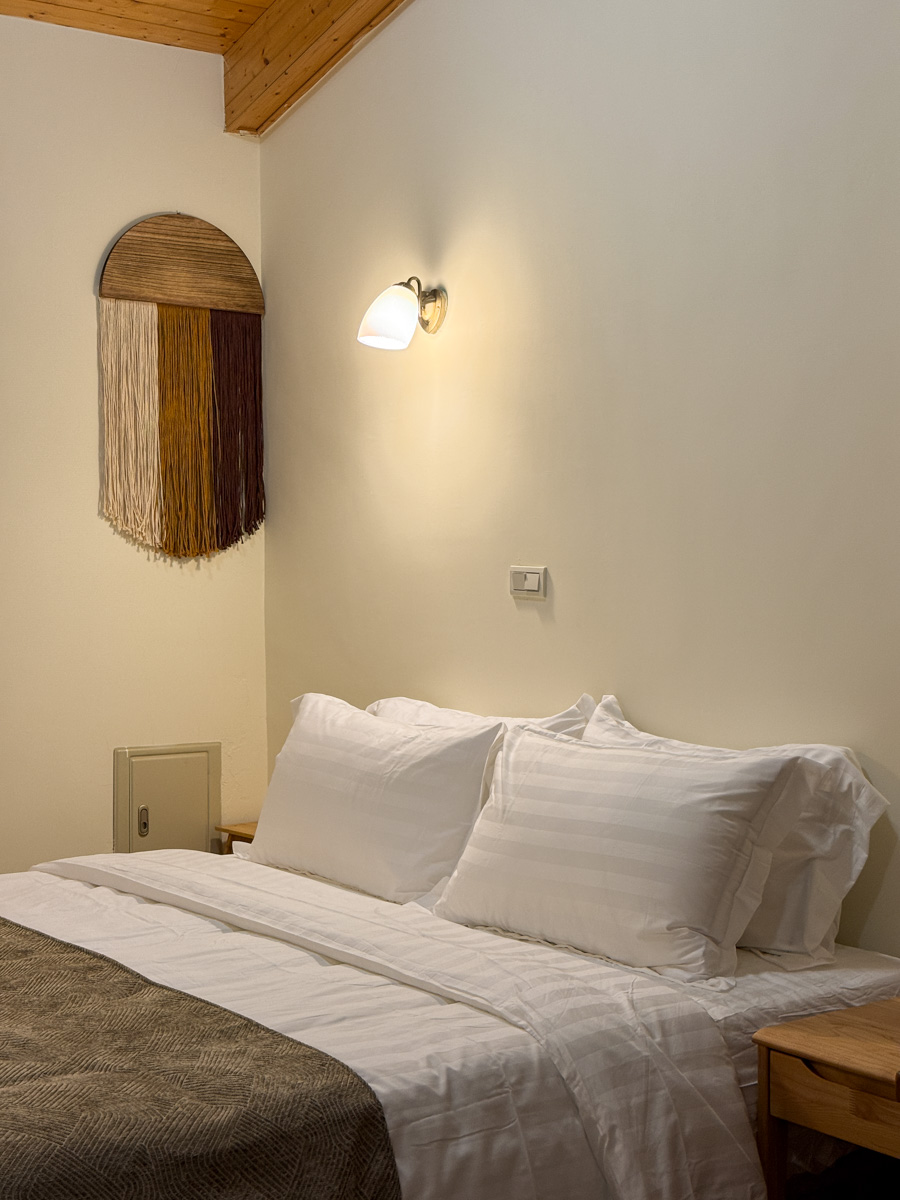 【隱山居-木屋館】九份2人入住質感民宿推薦，台灣杉木建築！全木質設計靜謐空間，30秒步行到九份老街！