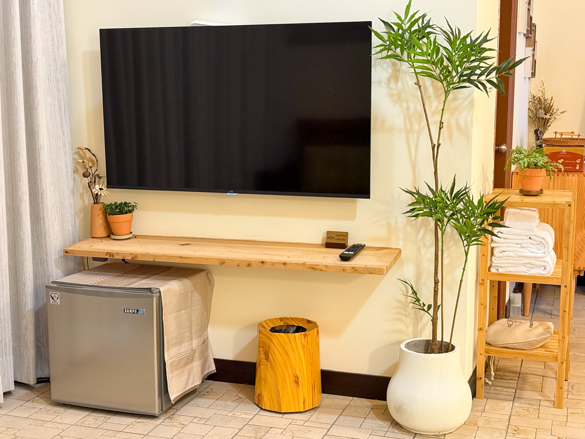 【隱山居-木屋館】九份2人入住質感民宿推薦，台灣杉木建築！全木質設計靜謐空間，30秒步行到九份老街！