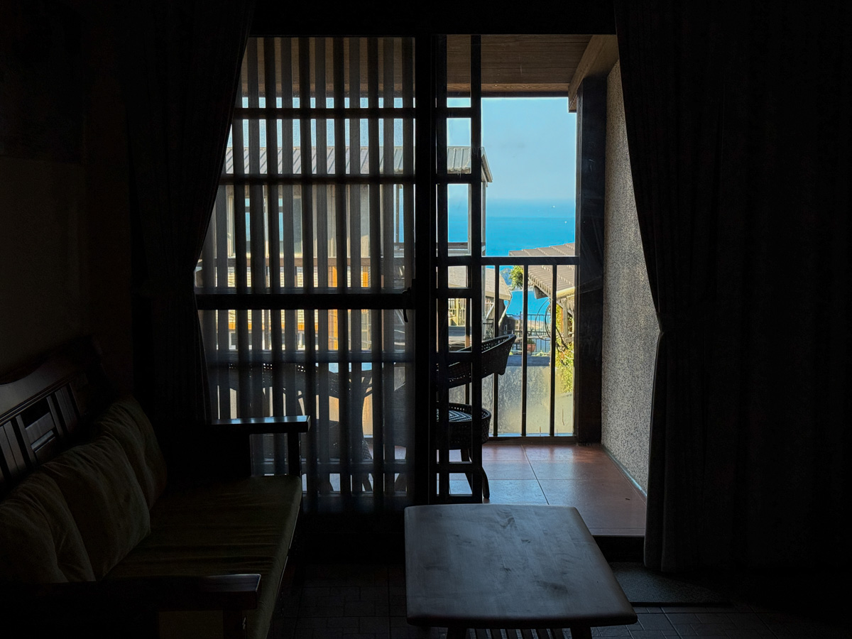 【隱山居-木屋館】九份2人入住質感民宿推薦，台灣杉木建築！全木質設計靜謐空間，30秒步行到九份老街！