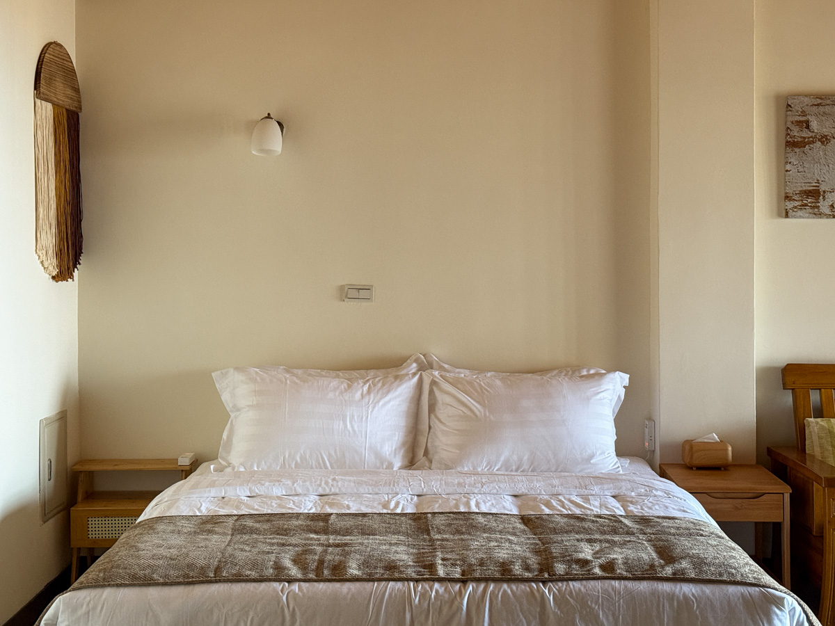 【隱山居-木屋館】九份2人入住質感民宿推薦，台灣杉木建築！全木質設計靜謐空間，30秒步行到九份老街！