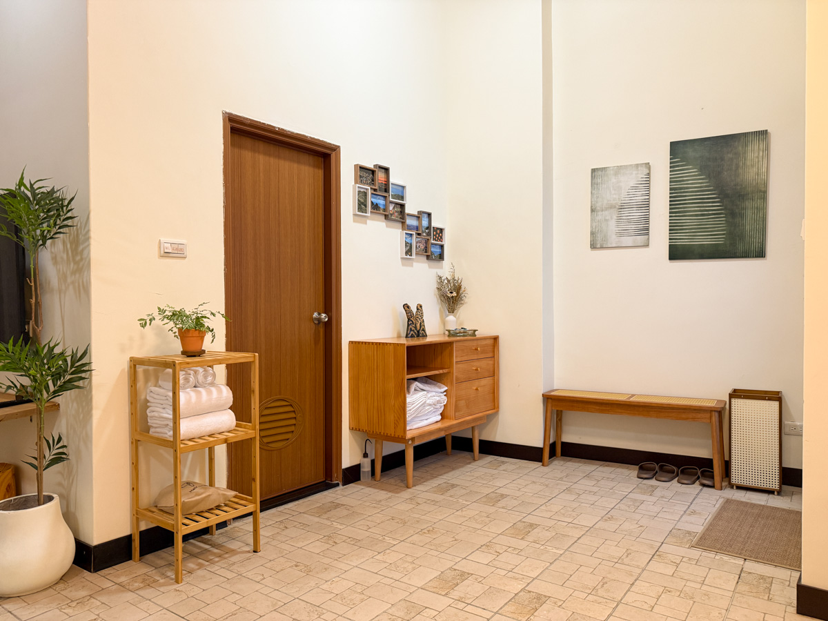 【隱山居-木屋館】九份2人入住質感民宿推薦，台灣杉木建築！全木質設計靜謐空間，30秒步行到九份老街！