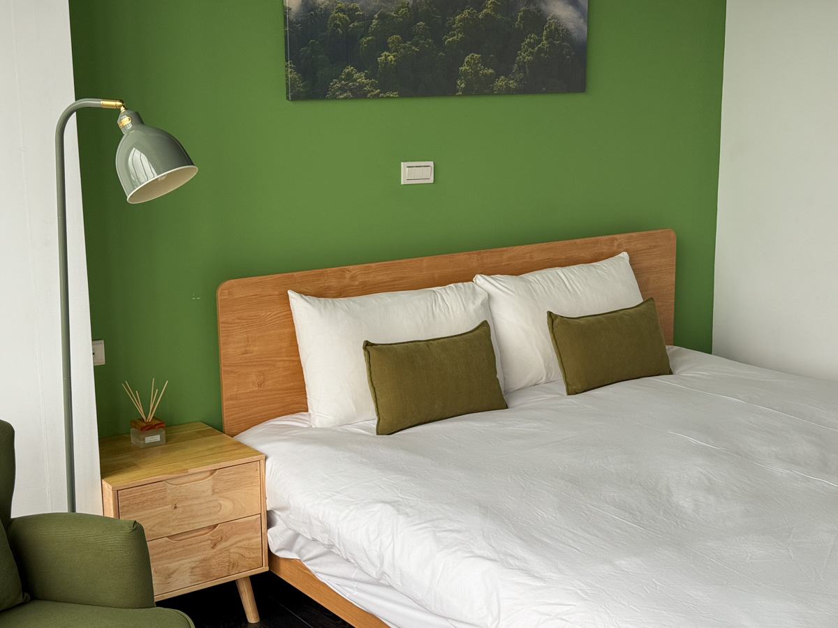 【吾庭文旅】花蓮市區質感電梯民宿推薦，7大房型唯美設計，入住享免費早餐，24小時交誼廳附免費咖啡點心