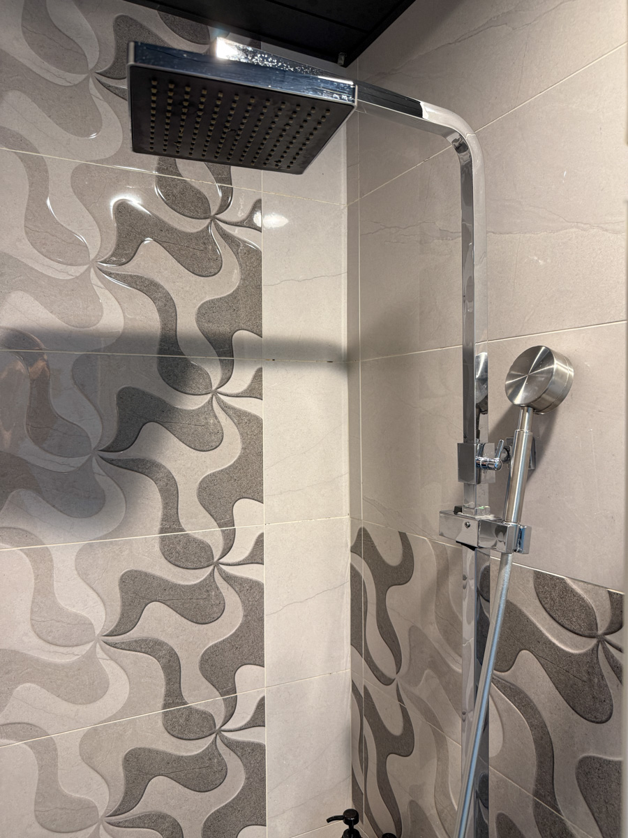 【吾庭文旅】花蓮市區質感電梯民宿推薦，7大房型唯美設計，入住享免費早餐，24小時交誼廳附免費咖啡點心