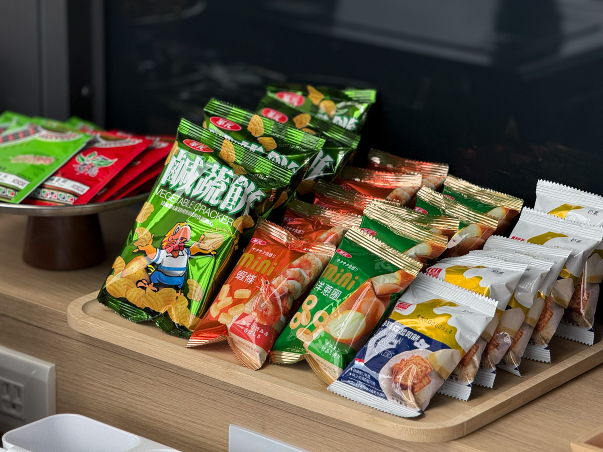 【吾庭文旅】花蓮市區質感電梯民宿推薦，7大房型唯美設計，入住享免費早餐，24小時交誼廳附免費咖啡點心