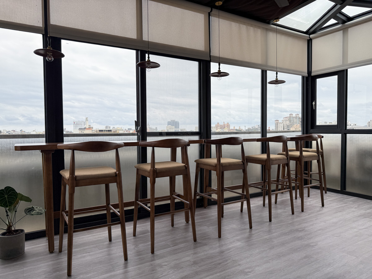 【吾庭文旅】花蓮市區質感電梯民宿推薦，7大房型唯美設計，入住享免費早餐，24小時交誼廳附免費咖啡點心