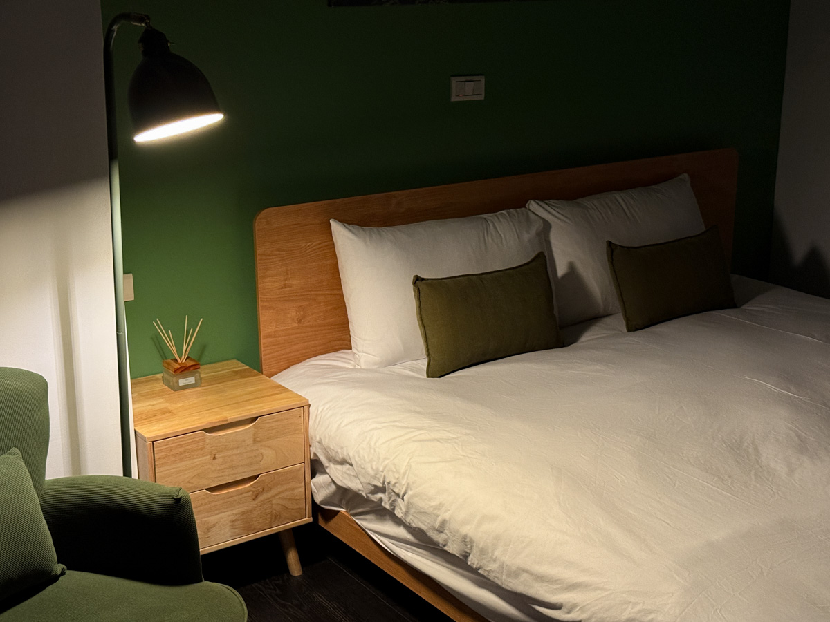 【吾庭文旅】花蓮市區質感電梯民宿推薦，7大房型唯美設計，入住享免費早餐，24小時交誼廳附免費咖啡點心