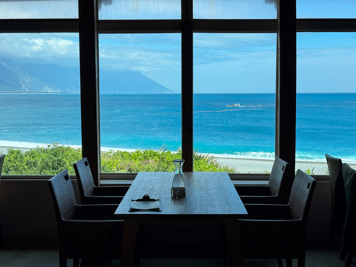 【原野牧場】花蓮七星潭海景咖啡廳推薦,招牌必喝羊奶咖啡,每日現做精緻餐點,遠眺無敵海景的秘境! - 第5張圖 【原野牧場】花蓮七星潭海景咖啡廳推薦,招牌必喝羊奶咖啡,每日現做精緻餐點,遠眺無敵海景的秘境!