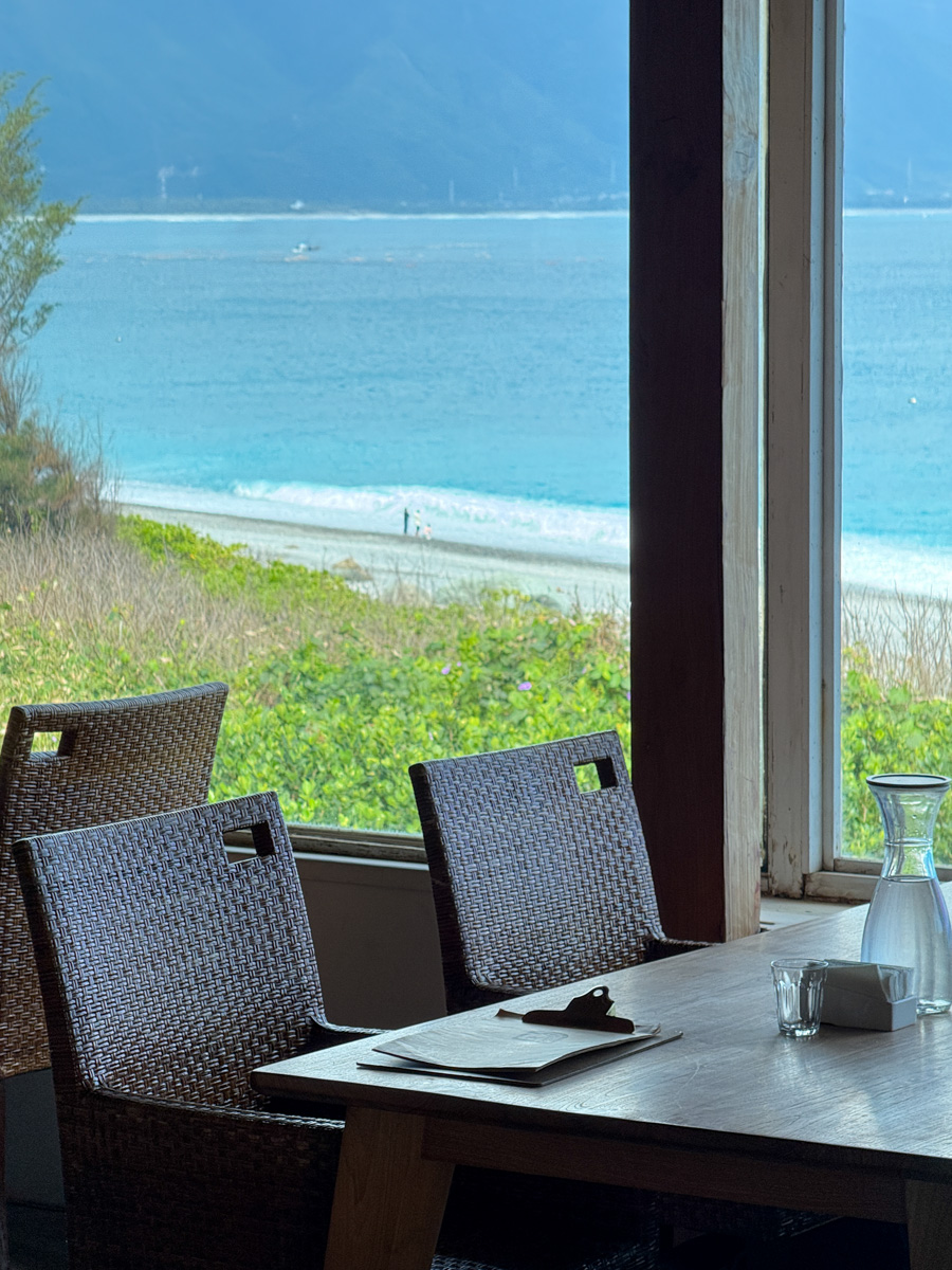 【原野牧場】花蓮七星潭海景咖啡廳推薦,招牌必喝羊奶咖啡,每日現做精緻餐點,遠眺無敵海景的秘境! - 第13張圖 【原野牧場】花蓮七星潭海景咖啡廳推薦,招牌必喝羊奶咖啡,每日現做精緻餐點,遠眺無敵海景的秘境!