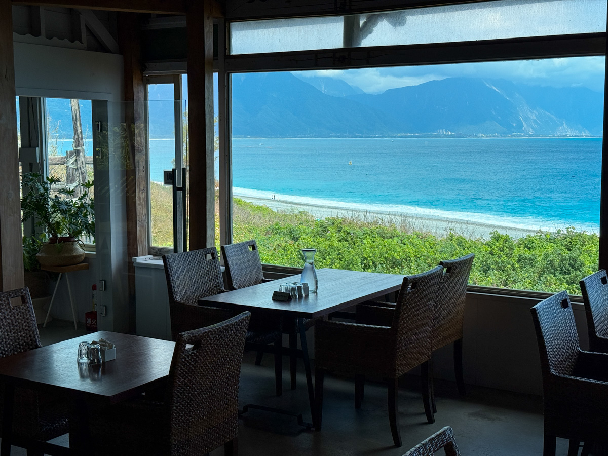 【原野牧場】花蓮七星潭海景咖啡廳推薦,招牌必喝羊奶咖啡,每日現做精緻餐點,遠眺無敵海景的秘境! - 第12張圖 【原野牧場】花蓮七星潭海景咖啡廳推薦,招牌必喝羊奶咖啡,每日現做精緻餐點,遠眺無敵海景的秘境!